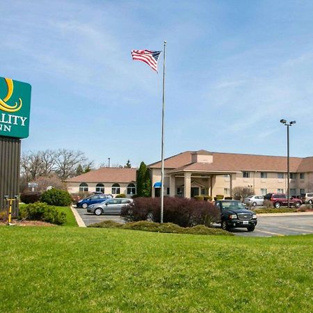 Quality Inn & Suites Woodstock Near Lake Geneva Luaran gambar
