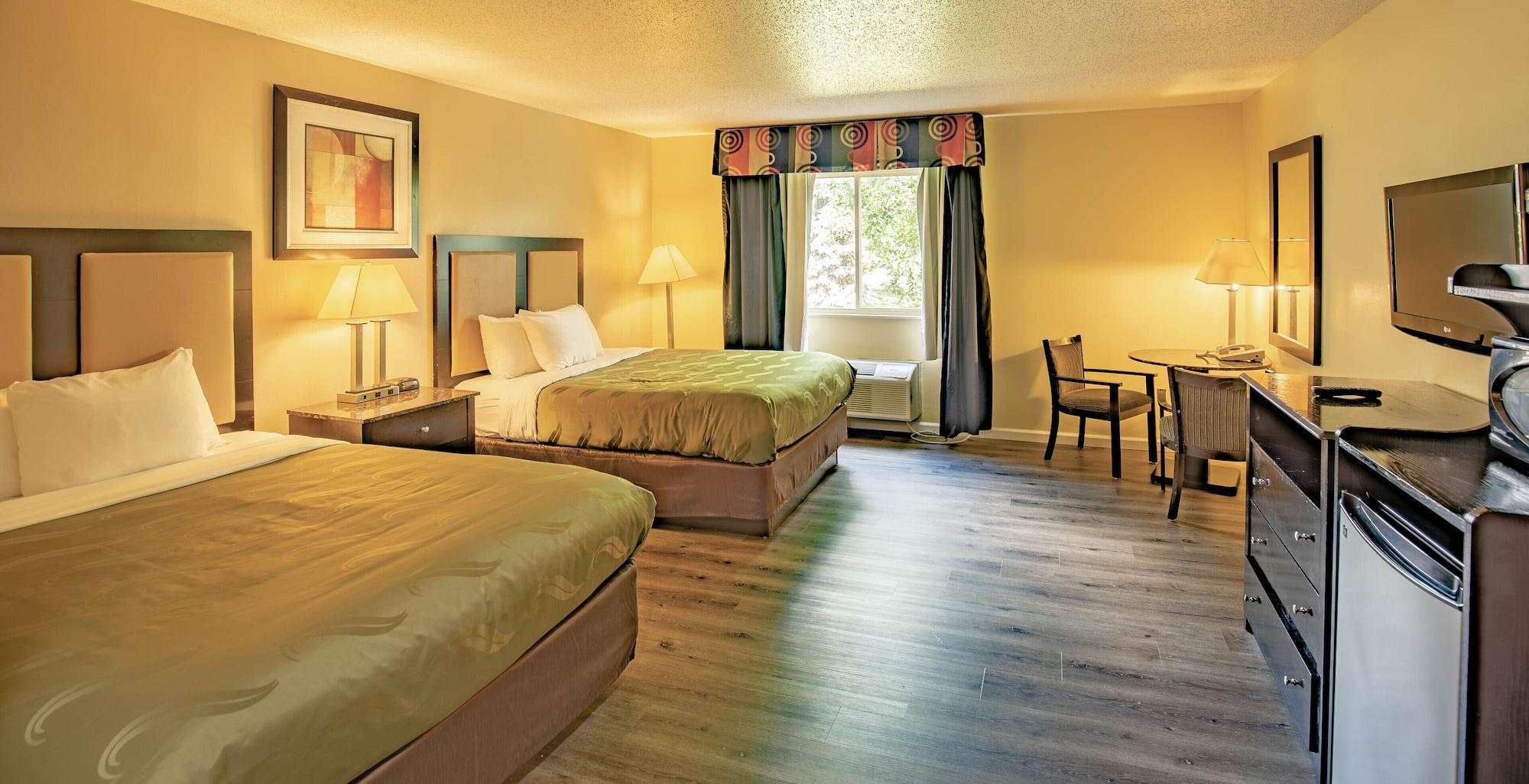Quality Inn & Suites Woodstock Near Lake Geneva Luaran gambar