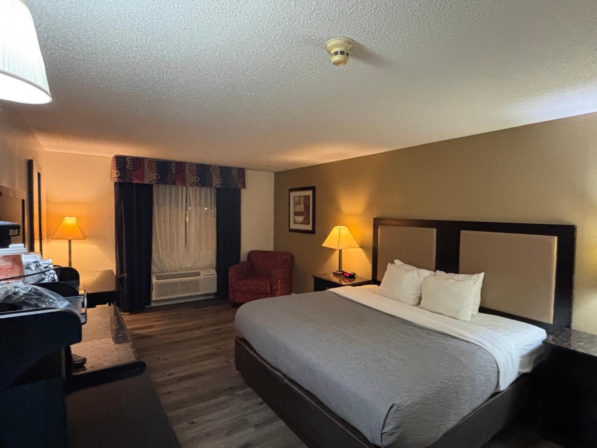 Quality Inn & Suites Woodstock Near Lake Geneva Luaran gambar