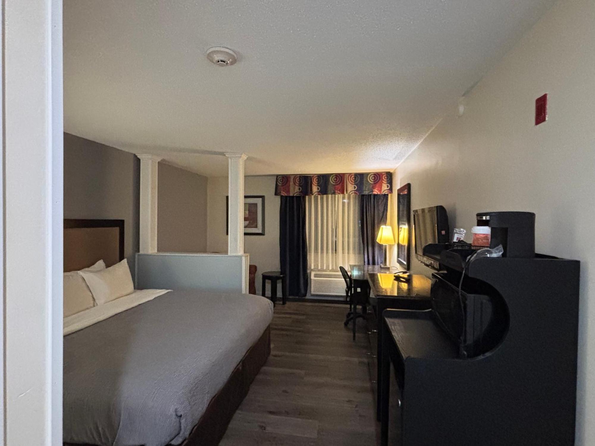 Quality Inn & Suites Woodstock Near Lake Geneva Luaran gambar